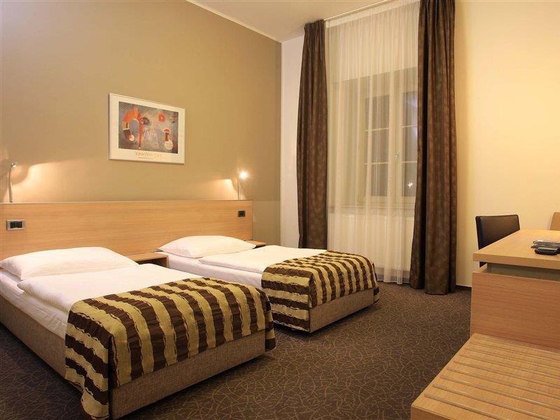Hotel Páv Praga Esterno foto