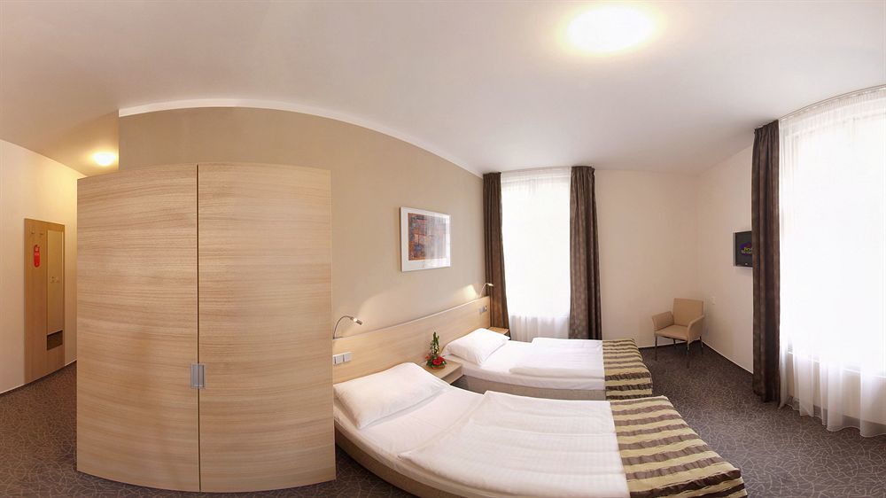 Hotel Páv Praga Esterno foto