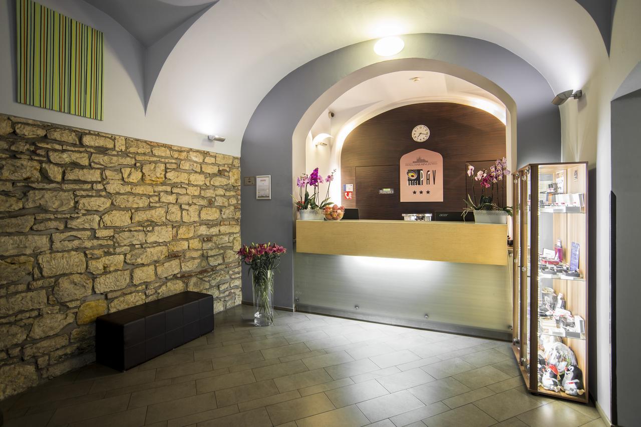 Hotel Páv Praga Esterno foto