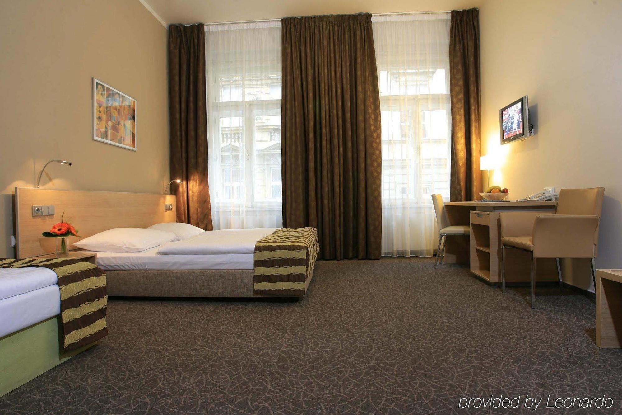 Hotel Páv Praga Esterno foto